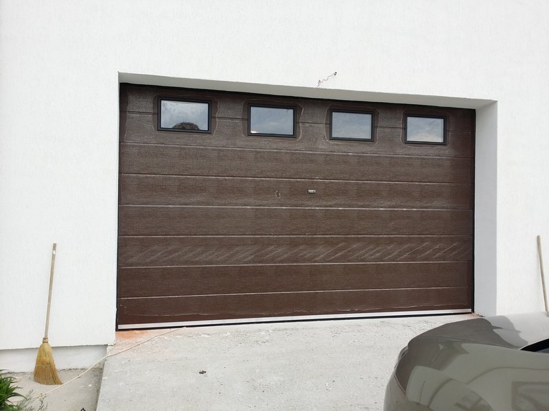 Usi garaj automate Slatina, Caracal, Bals, Corabia.